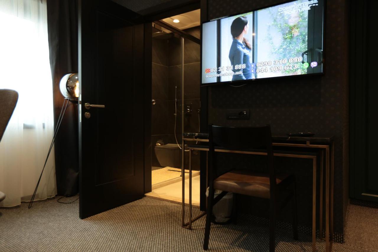Hotel Rubis Урошевац Экстерьер фото